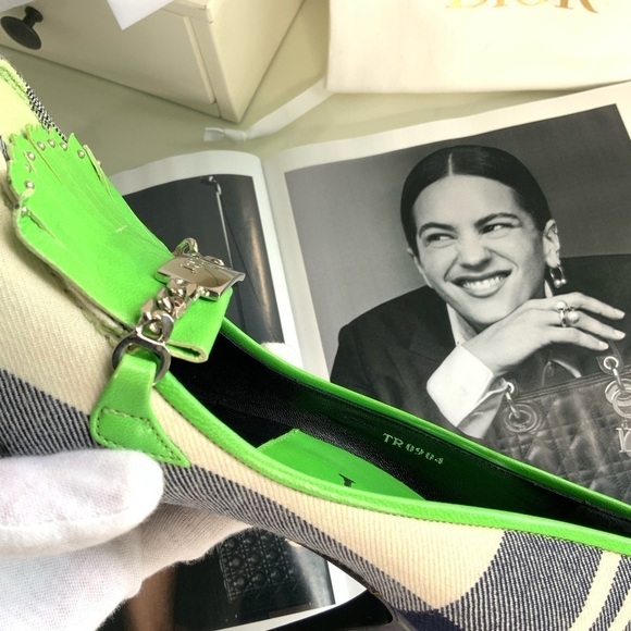 DIOR by JOHN GALLIANO Blue & Green Plaid D'TRICK Schoolgirl Pumps - Picture 9 of 9